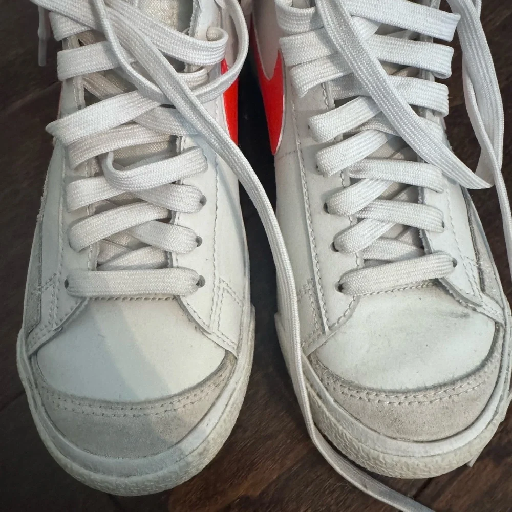 Nike Blazer Mid White Orange High Tops Youth 4Y Retro Streetwear
